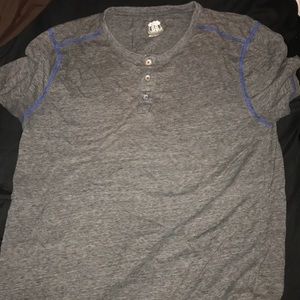 Men’s shirt